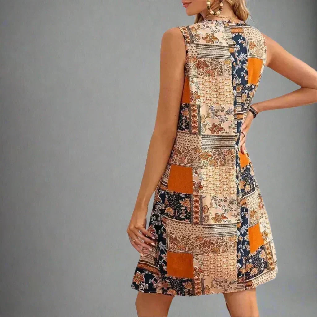 Effortless Patchwork Floral Mini Dress for Women with Scoop Neck Sleeveless Pleated Boho Style