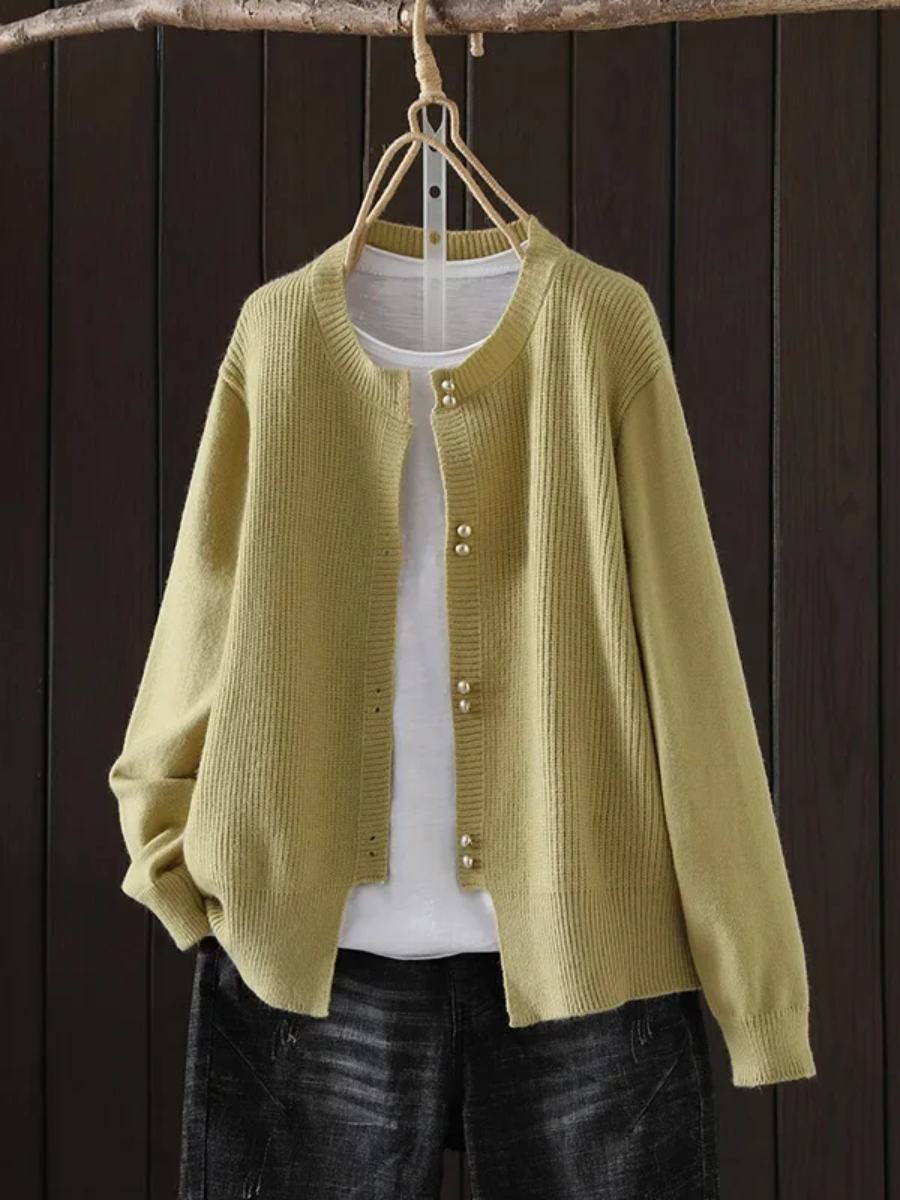 Comfortable Ribbed Cardigan Sweater for Women with Round Neck Long Sleeve Pearl Button Relaxed Oversized Style