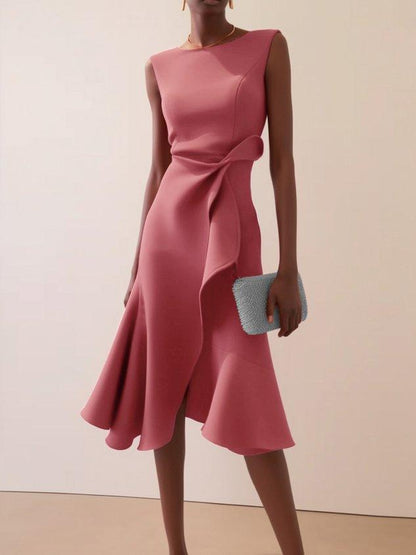 Elegant Draped Sheath Midi Dress for Women with Boat Neck Sleeveless Ruffle Hem Cocktail Style