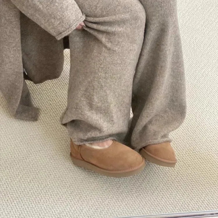 Comfortable Slippers for Women with Faux Shearling Collar Suede Look Low Cut Pull On Style