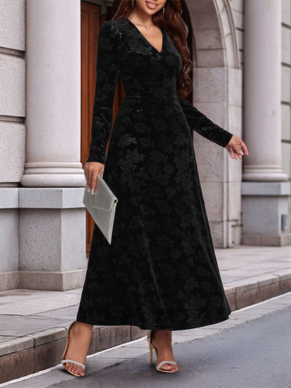Elegant Black Velvet Maxi Dress for Women with V Neck Long Sleeve Flowing Autumn Wedding Guest Style